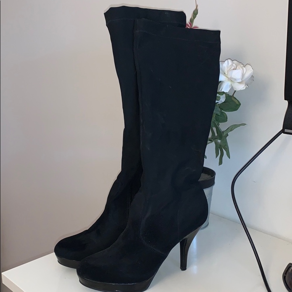 Aldo- Knee high black heeled boots